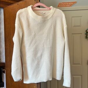 Time and Tru Women's Off-White Crew Neck Sweater